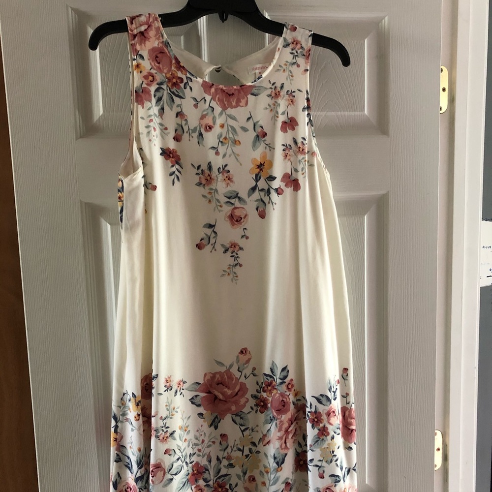 Women’s size medium dress